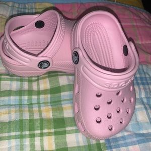 Crocs Baby 2/3 Pink Classic Clog like new